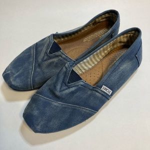 Lightly worn blue TOMS